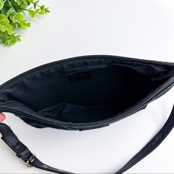 Authentic Gucci Black Canvas Monogram Pouchette Small Bag - Picture 5 of 9